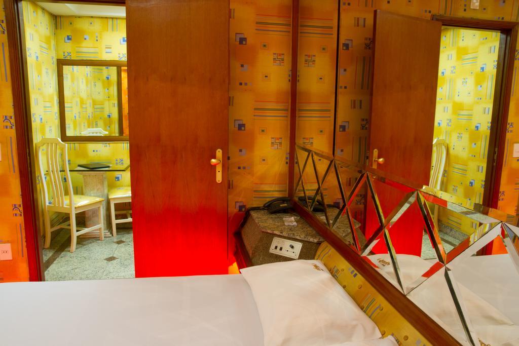 Hotel Malaga (Adults Only) ริโอเดจาเนโร ภายนอก รูปภาพ